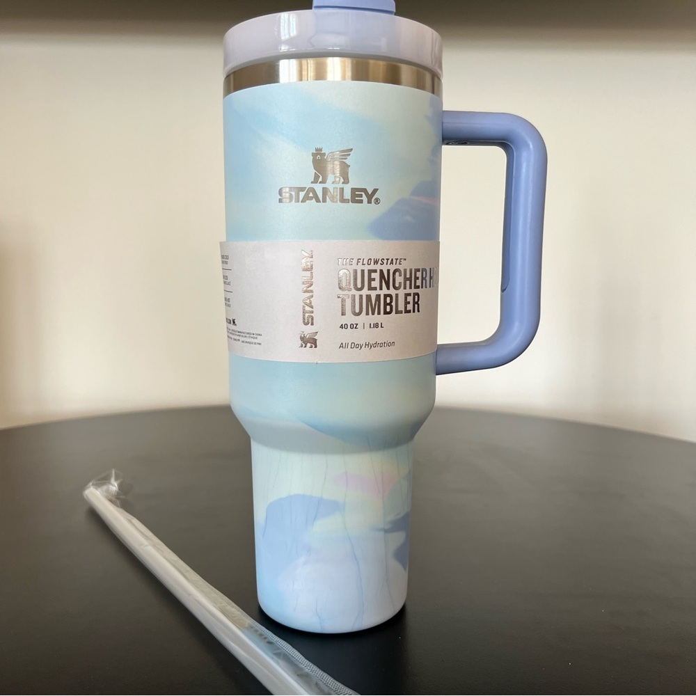 Stanley Quencher H2.0 FlowState Tumbler - 40 fl. oz.